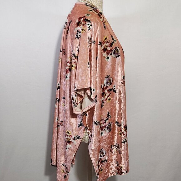 Do Everything in Love Women's One Size Velour Floral Kimono Cardigan Cover-Up - Picture 10 of 16